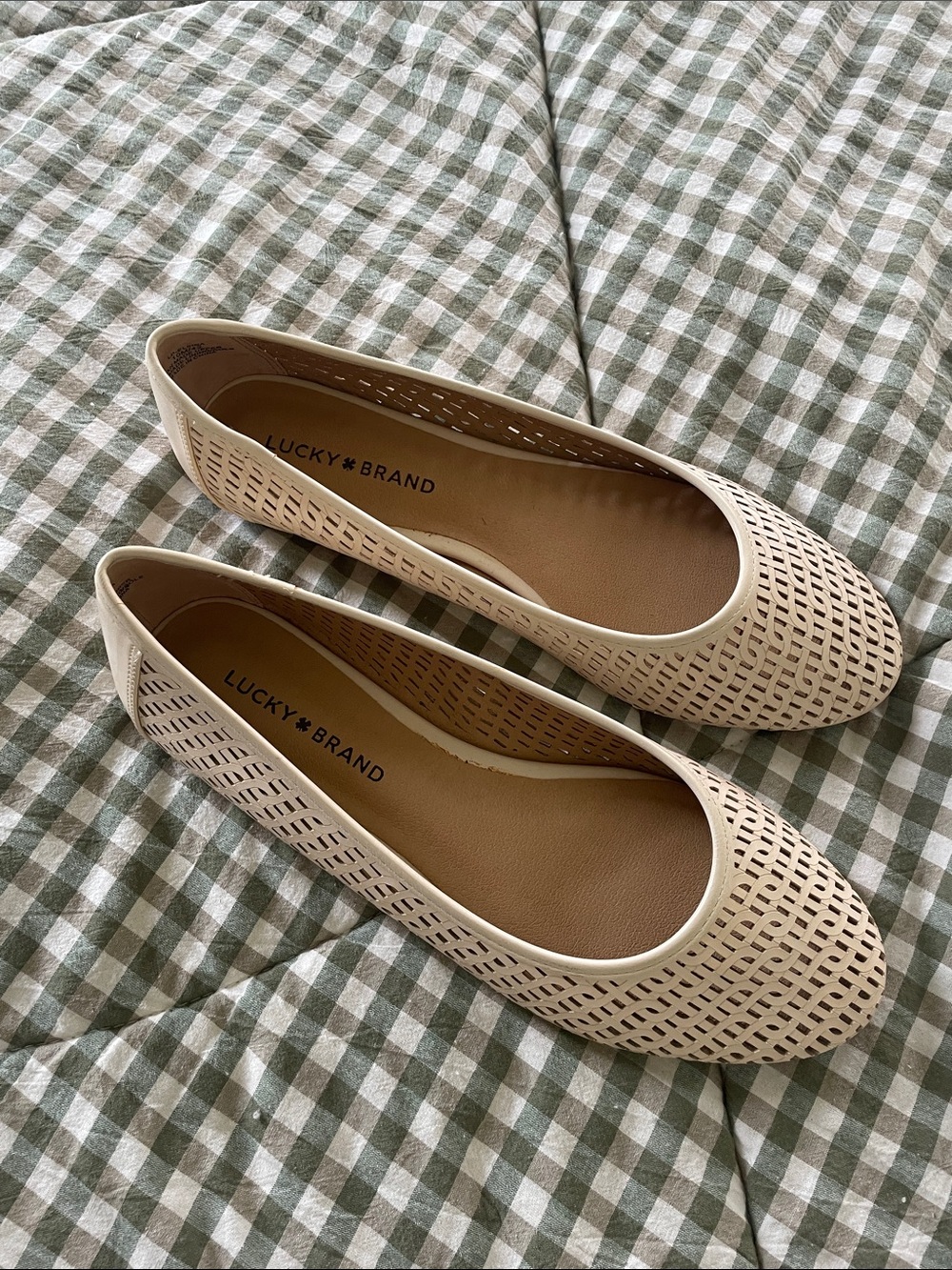 Lucky Brand Women's Beige Perforated Ballet Flats Size 10